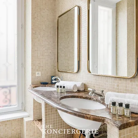 Appartement Luxe&terrasse Privee - 2 Bedroom - Centre Parijs